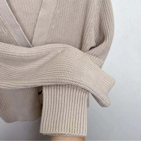 H&M Womens Xsmall Beige Ribbed Knit Cardigan - Picture 8 of 13